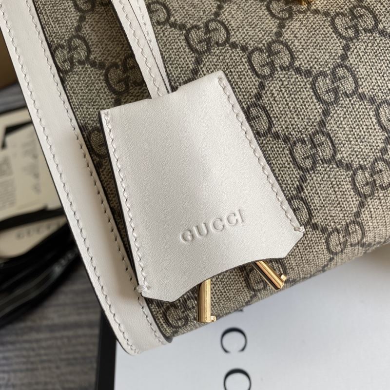 Gvc*1 tote bags